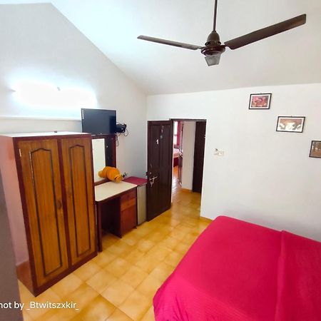 Jes Guest House Маджорда Екстериор снимка