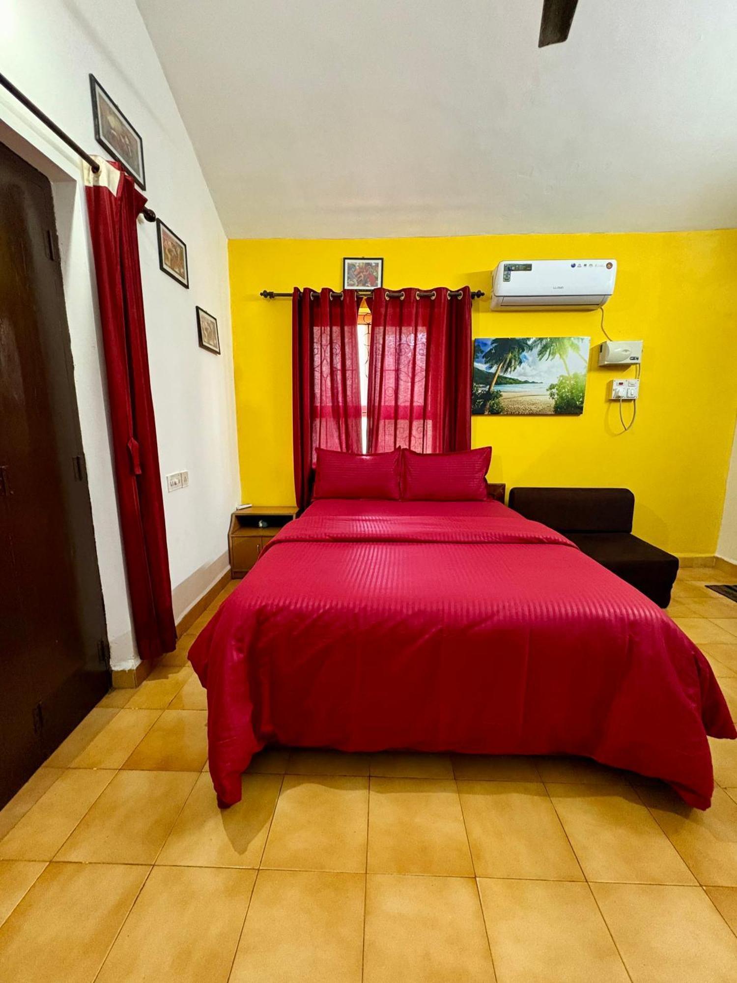Jes Guest House Маджорда Екстериор снимка