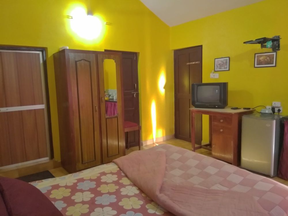Jes Guest House Маджорда Екстериор снимка
