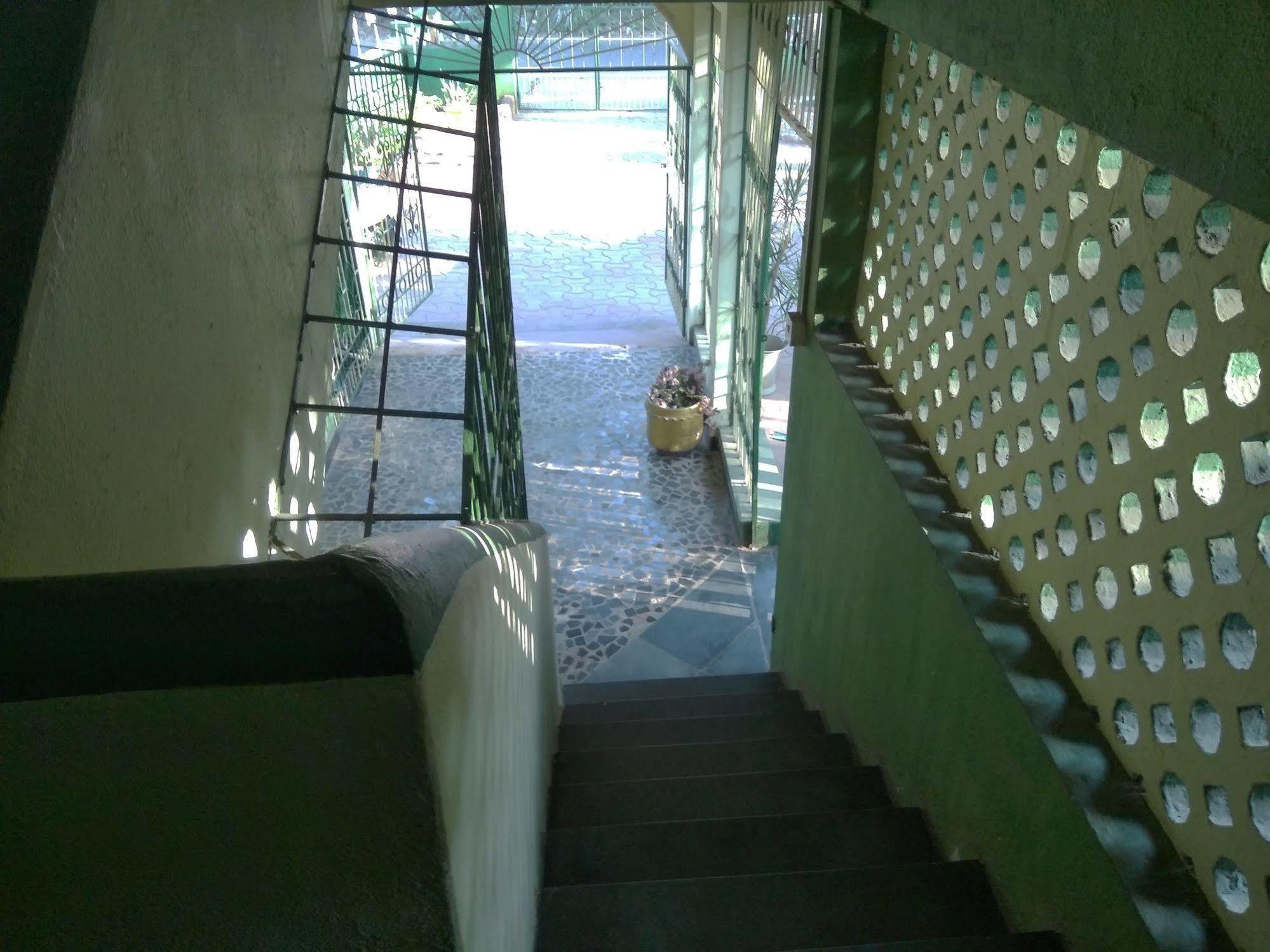 Jes Guest House Маджорда Екстериор снимка